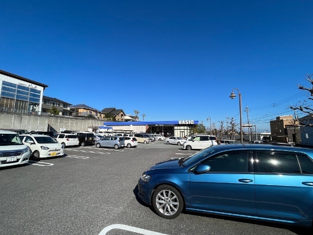 スーパー　ベーシック南が丘店（スーパー）まで1048m