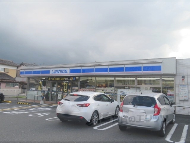 コンビニ　ローソン福知山前田店（コンビニ）まで350m