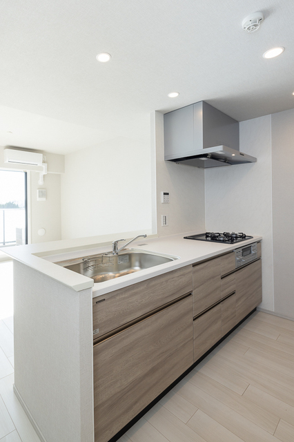 キッチン　※写真は同タイプ住戸です。