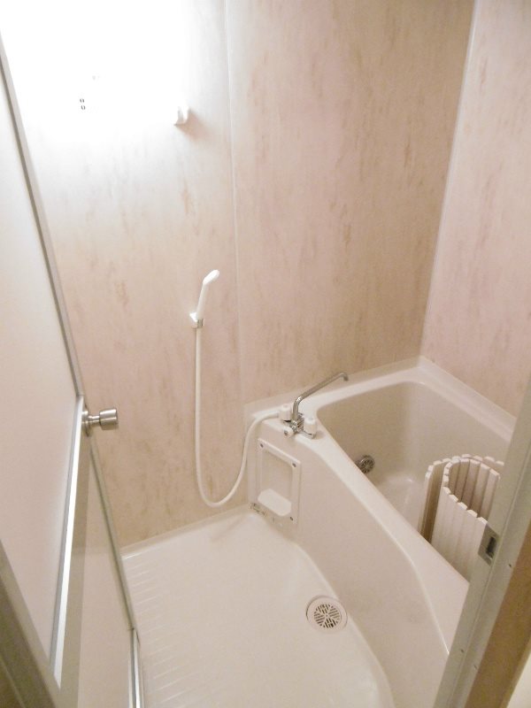 バス・シャワールーム　追炊き完備