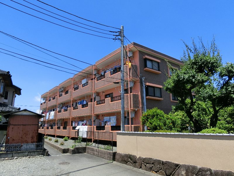 建物外観　更新料なしRC造マンション！