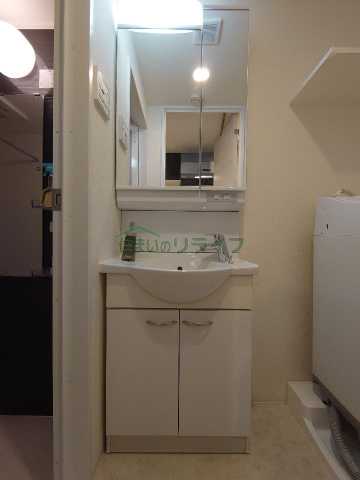 洗面設備　※参考写真です。似た間取り・他部屋の写真となります。