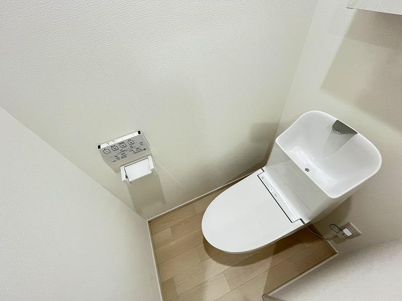 トイレ　トイレ