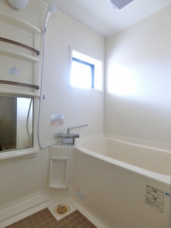 バス・シャワールーム　図面と現状に相違がある場合には現状を優先