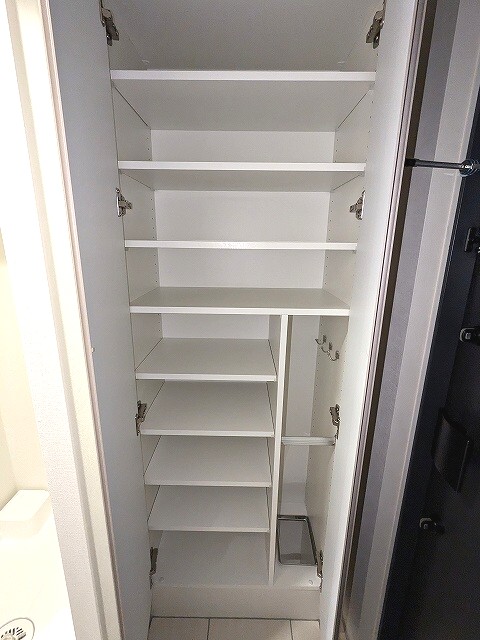 Urbanex KURAMAE RESIDENCEの玄関写真