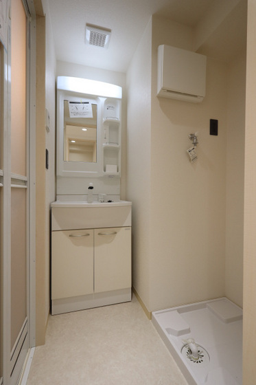 洗面設備　別部屋の写真