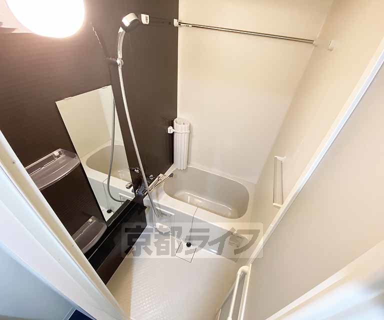 バス・シャワールーム　浴室乾燥機付きの物件です