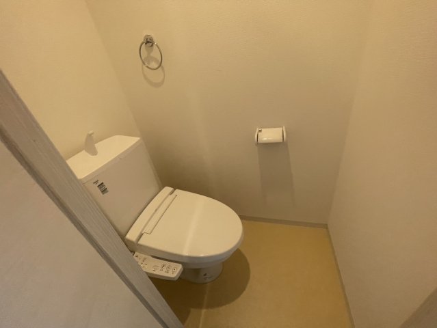 トイレ　清潔感のあるトイレです