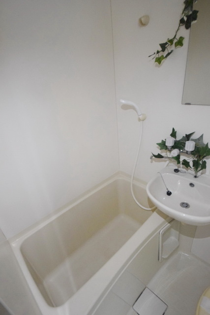 バス・シャワールーム　～いい湯だな～