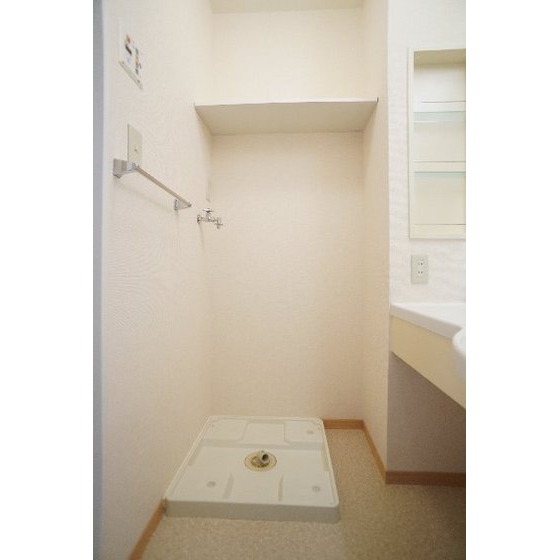 その他設備　室内洗濯機置き場