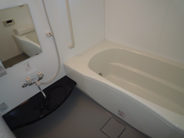 バス・シャワールーム　一坪風呂