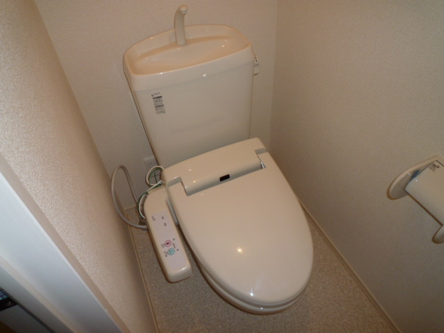 トイレ　シャワー付きトイレ