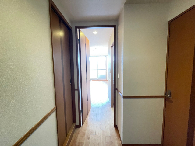 その他　玄関からの眺めです
