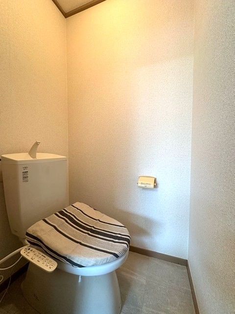 トイレ　トイレは温水洗浄便座付き♪人気のバストイレ別です♪トイレが独