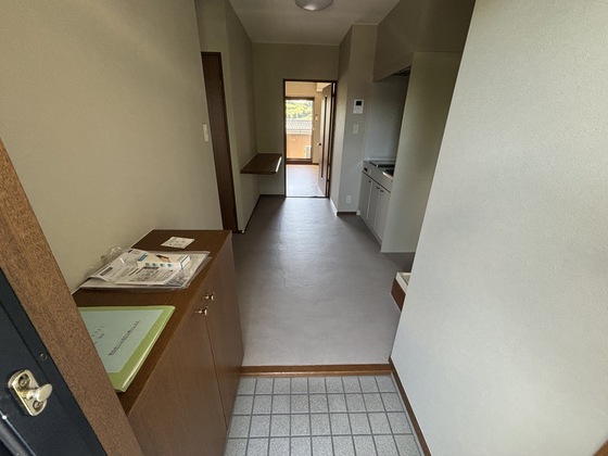 玄関　※別号室のお写真です