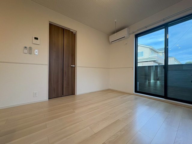 居室・リビング　※同タイプ写真になります