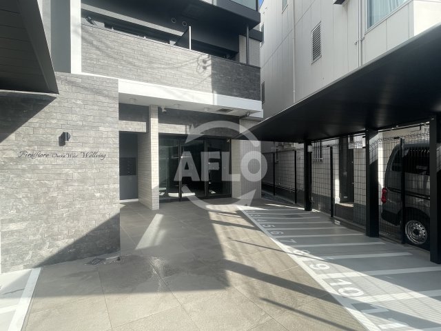 エントランス　ファーストフィオーレ大阪ウエストウェルビング　エントランス