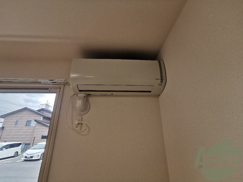 その他設備　エアコン付きです！夏でも冬でも安心ですね。