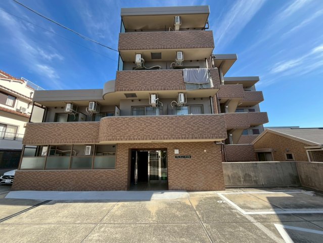 建物外観　詳細は、RISUMO江坂本店までお問合せください♪