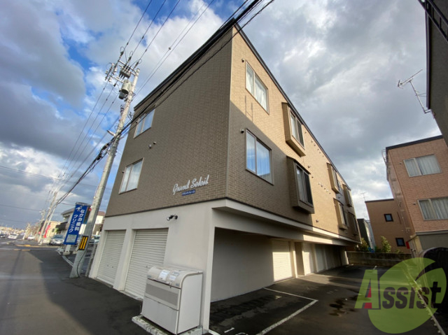 建物外観　札幌市北区太平５条「グランドソレーユ」