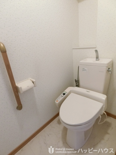 トイレ　退去前の部屋の為、類似の部屋のイメージ写真です。現状を優先と