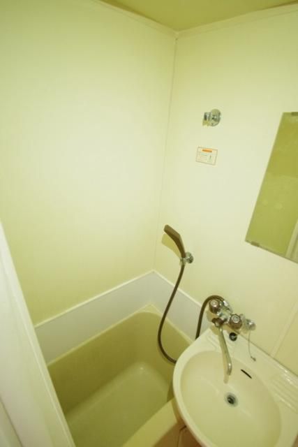 バス・シャワールーム　★お部屋探しはタウンハウジング稲田堤店まで★