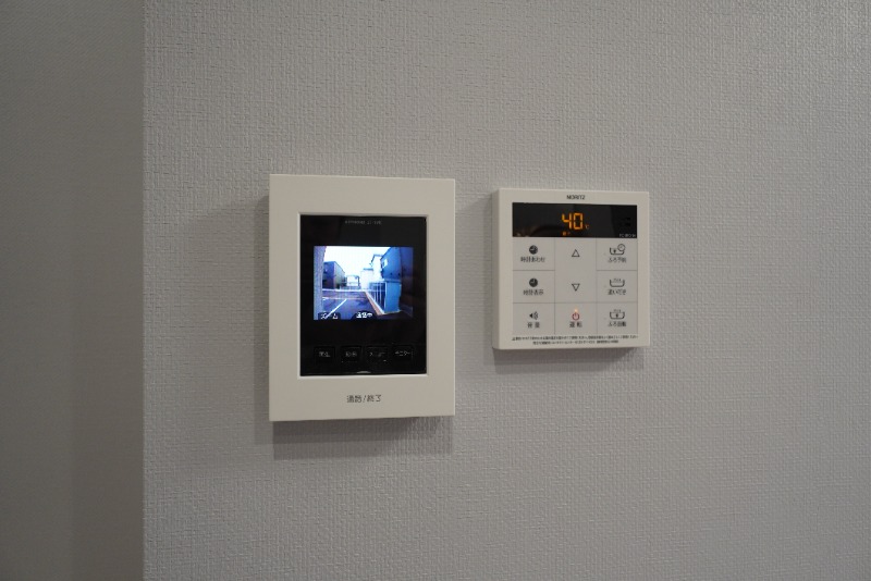 セキュリティ　モニター付きインターホン