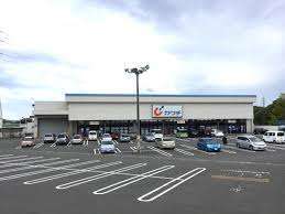 ドラックストア　カワチ薬品塩がま店（ドラッグストア）まで527m