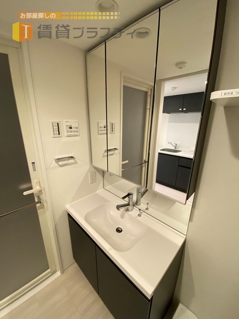 洗面設備　毎朝の準備も捗りますね