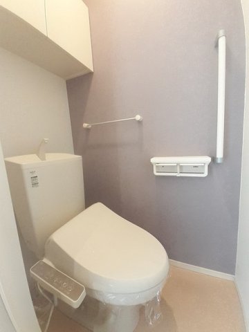 トイレ　コンパクトで使いやすいトイレです