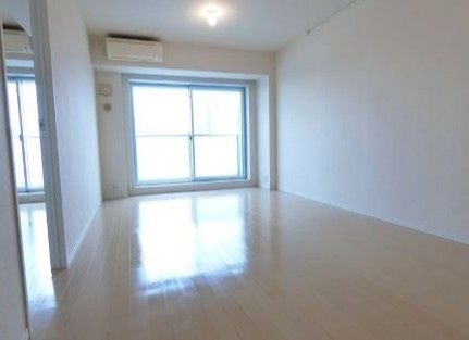 居室・リビング　☆明るい居室☆