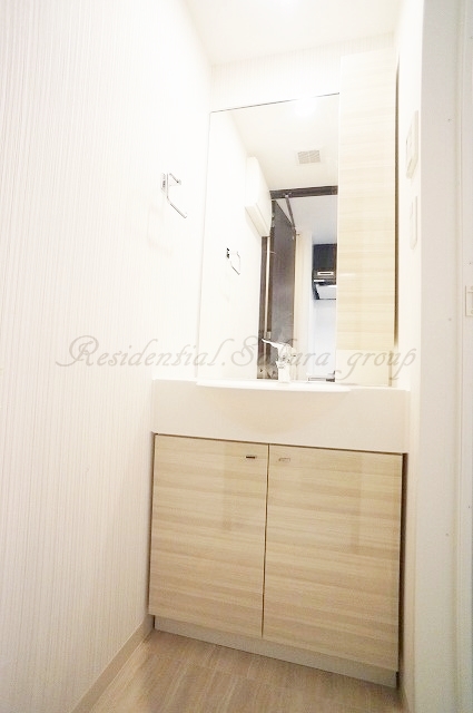 洗面設備　人気の独立洗面台♪