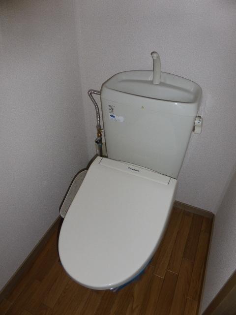トイレ　シンプルで使いやすいトイレです