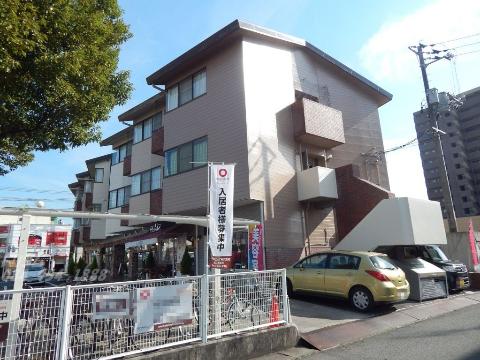 建物外観　外観写真（昼）