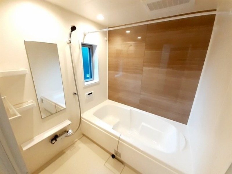 バス・シャワールーム　図面と現状に相違がある場合には現状を優先