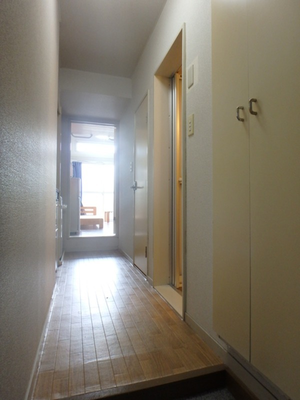 玄関　図面と現状に相違がある場合には現状を優先