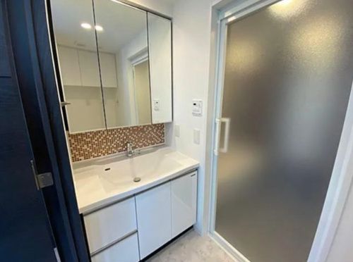 洗面設備　写真は同タイプ住居です