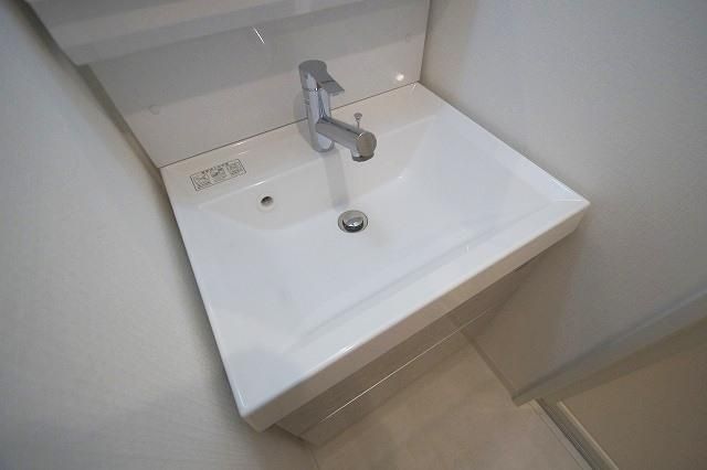 洗面設備　同物件別室写真