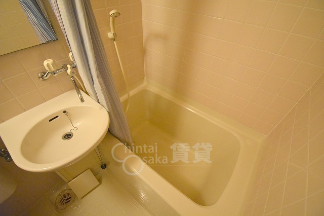 バス・シャワールーム　ＵＢ