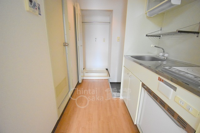 収納　収納・室内洗濯機置き場