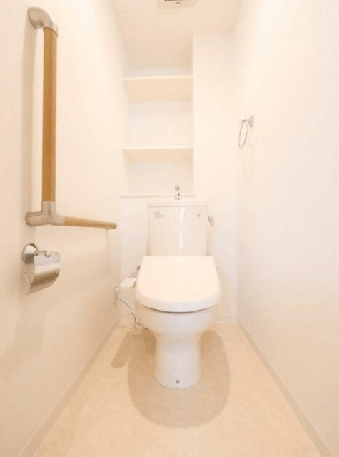 トイレ　※別部屋参照