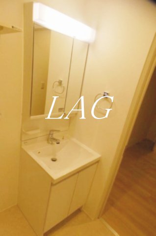 洗面設備　洗面台です。