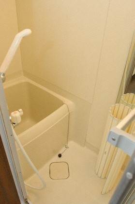 バス・シャワールーム　浴室