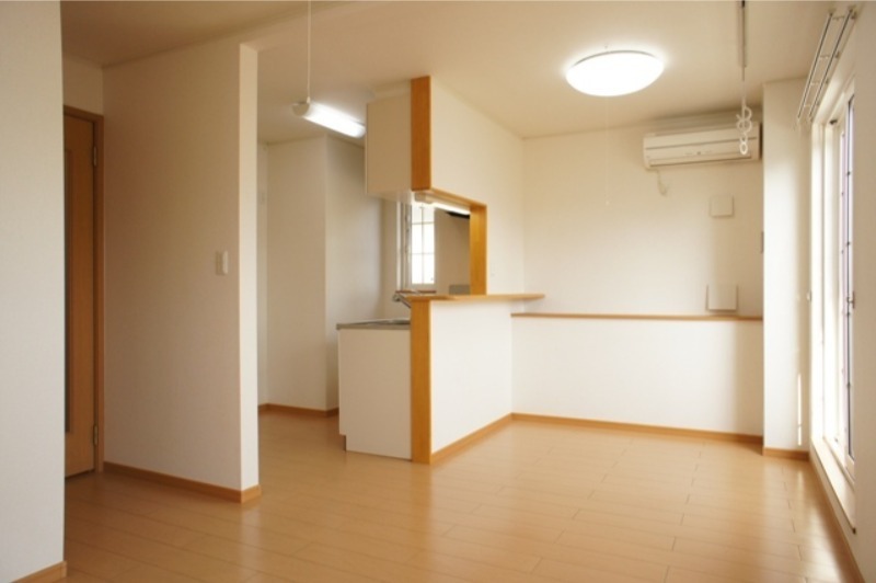 居室・リビング　図面と現状に相違がある場合には現状を優先