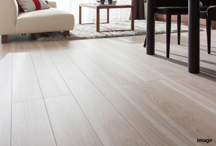 居室・リビング　高級感のある室内デザイン※同仕様