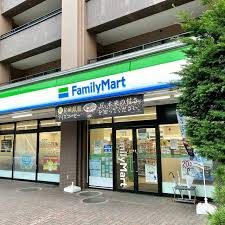コンビニ　ファミリーマート札幌菊水1条店（コンビニ）まで166m