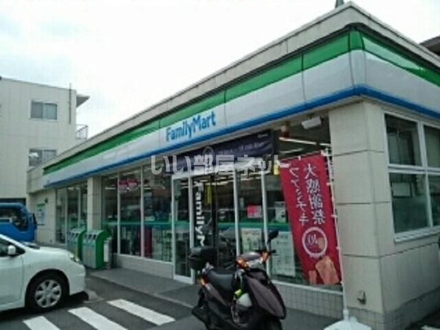 コンビニ　ファミリーマート 上作延店（コンビニ）まで582m