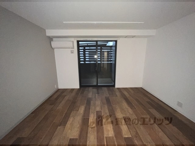 居室・リビング　居室