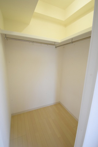 収納　ウォークインクローゼット