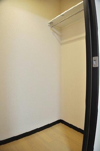 収納　ウォークインクローゼット